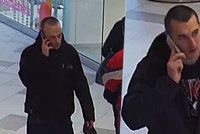 VIDEO: Jeden zabaví obsluhu, druhý telefonuje a krade! Mazaní zloději v Praze převezli řadu prodavačů