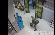 Nejsmolnější obchod v Česku: Zloději ho vykradli 25 krát!