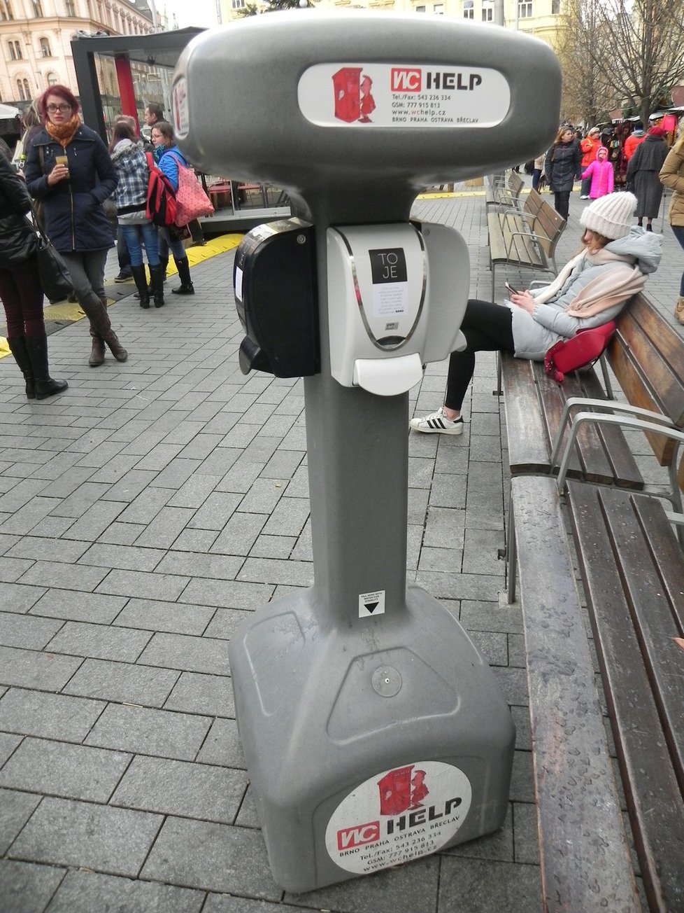 Epidemie žloutenky zasáhla před dvěma lety Brno v době vánočních svátků. Na trzích tak byly speciální automaty na mytí rukou.