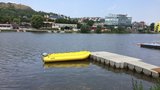 Je libo koupel ve Vltavě? Žluté lázně lákají na relax v nezávadné vodě 