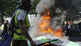 V Paříži začal další protest hnutí žlutých vest