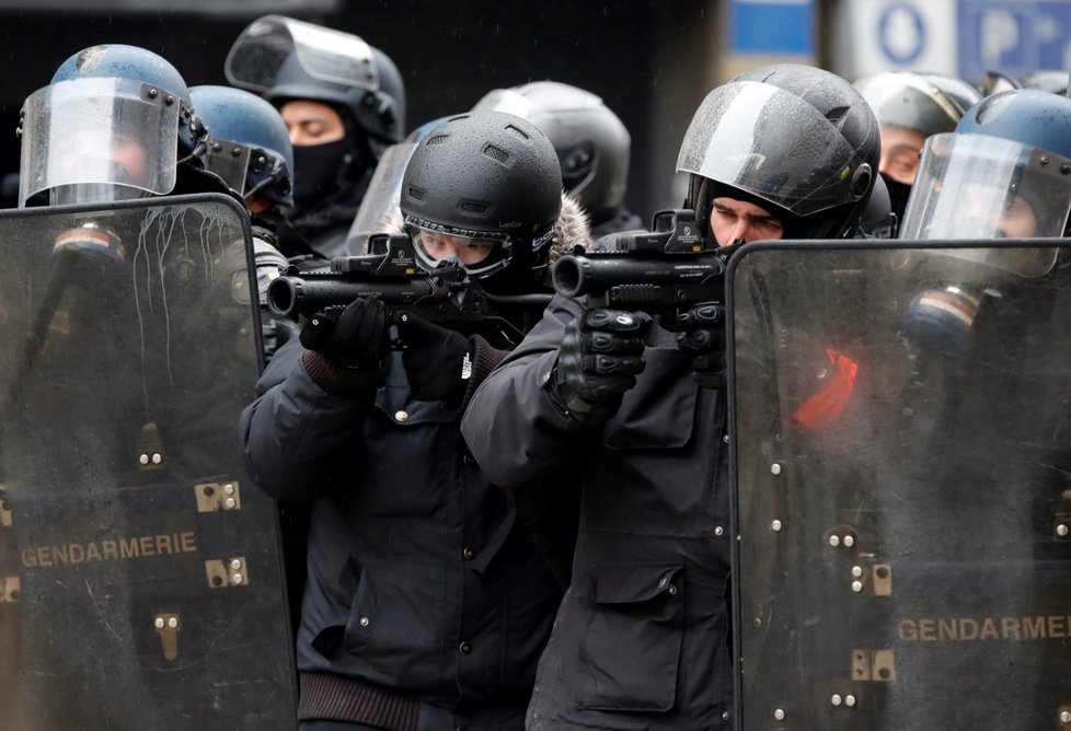 Protesty takzvaných žlutých vest v Paříži (15.12.2018)