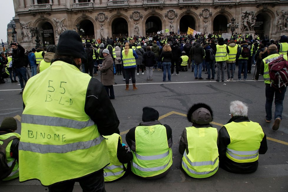 Protesty takzvaných žlutých vest v Paříži (15. 12. 2018)