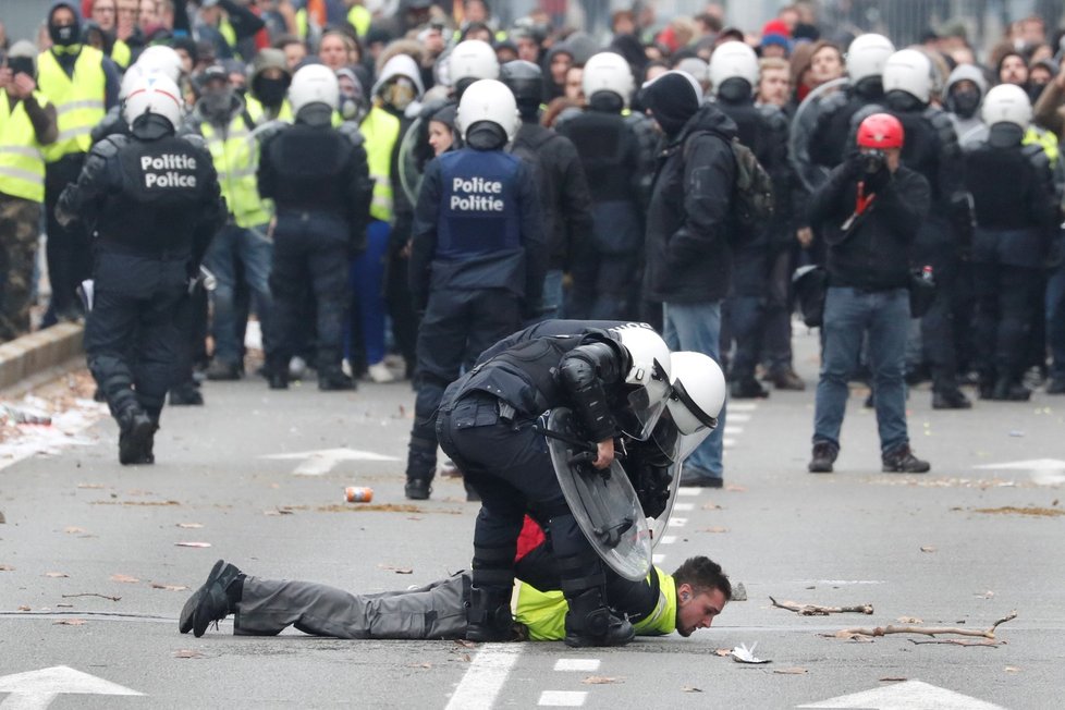 Protesty inspirované francouzským hnutím „žlutých vest“ v Bruselu (8. 12. 2018)