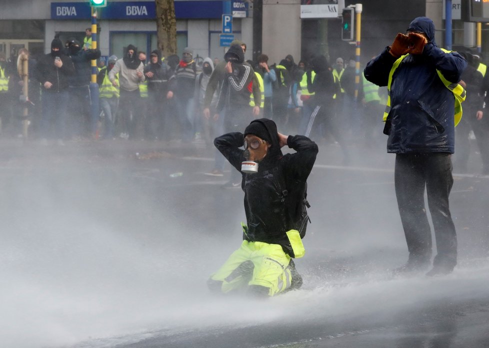 Protesty inspirované francouzským hnutím „žlutých vest“ v Bruselu (8. 12. 2018)