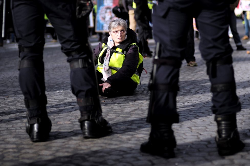 Protesty žlutých vest ve Francii (9.2.2019)