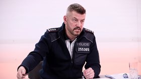 O alkoholu za volantem, policejním Ferrari, o 150 na vybraných dálnicích, nebo o povinných helmách pro všechny cyklisty. I o tom byla řeč v dalším díle Hráčů. Tentokrát s Jiřím Zlým, šéfem dopravní policie