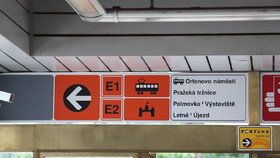 V metru se testuje nový navigační systém. Dopravní podnik zjišťuje, jak funguje