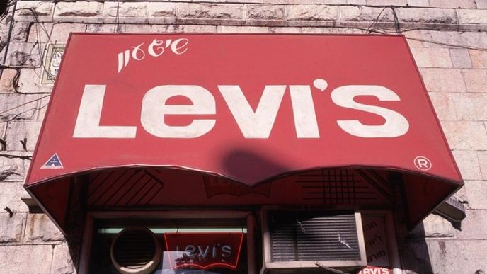 Značkový obchod Levis, ilustrační foto