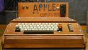 Apple – počítač Apple I, rok 1976