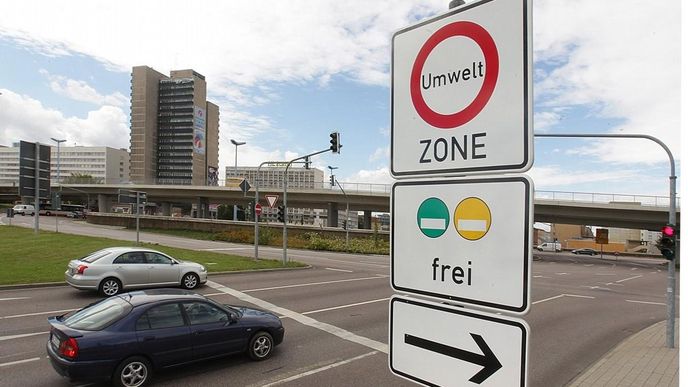 Značky omezujícíc vjezd neekologických vozidel v Halle