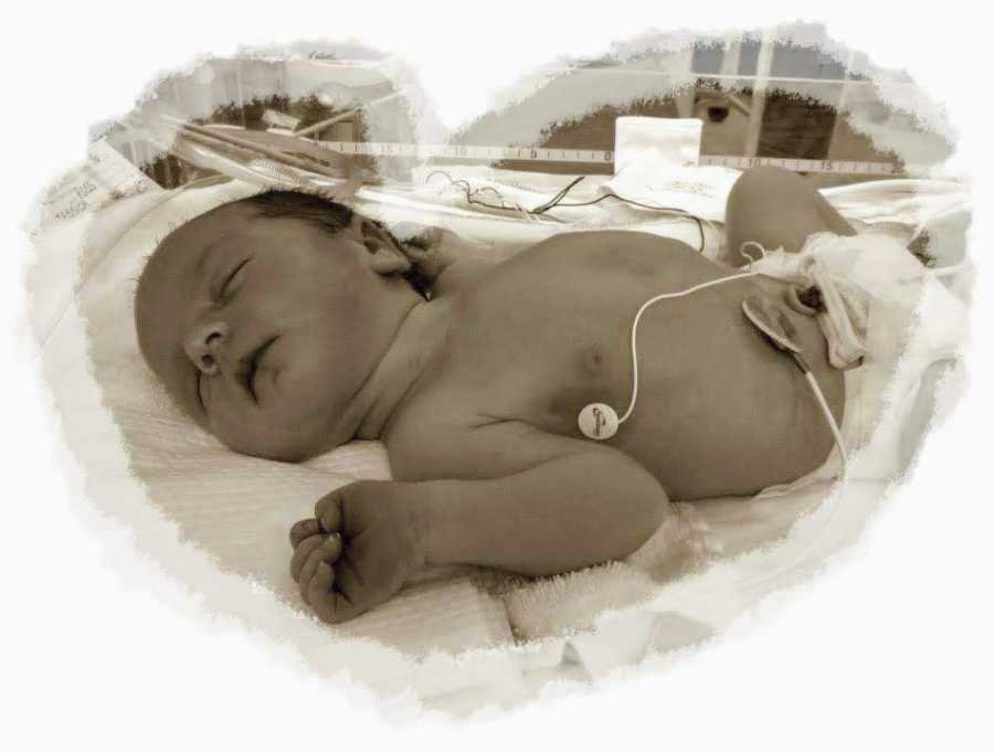 Christopher se narodil 13. března 2012.