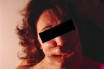 Němku naštěstí sexuální agresor neznásilnil, protože ho vyrušili kolemjdoucí