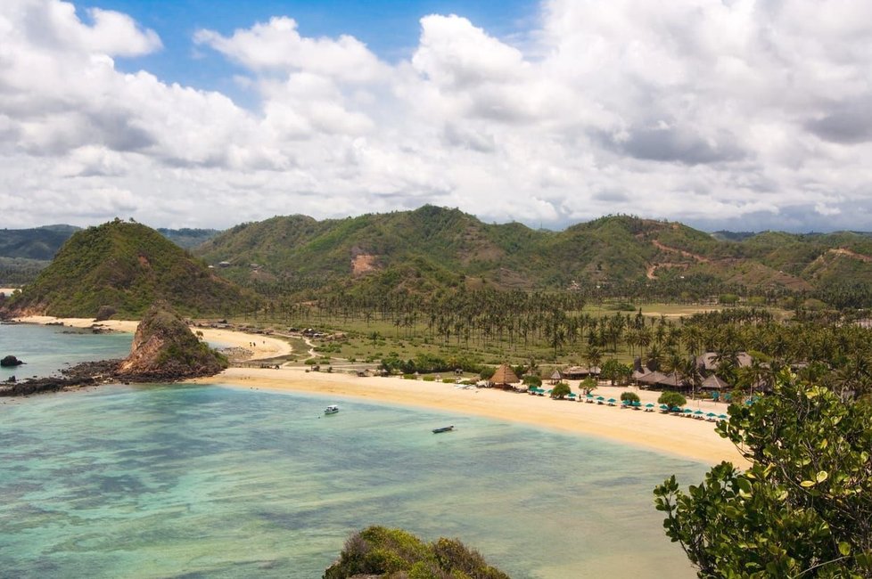 Podle vlády na Bali jsou přijíždějící turisté čím dál více neukáznění.