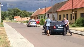 V Krhovicích na Znojemsku zemřela po napadení žena