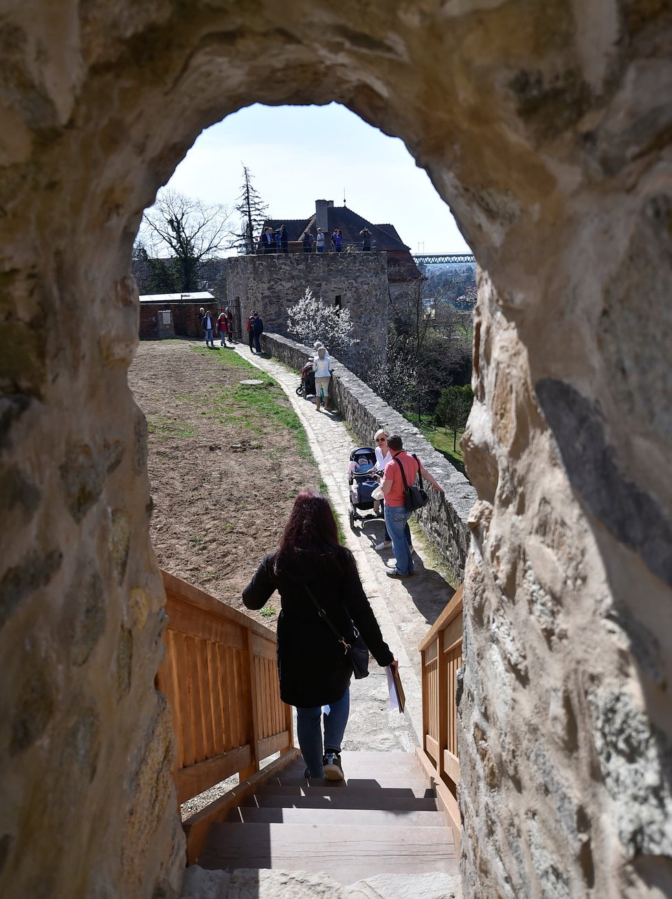 Ve Znojmě byla slavnostně otevřena nová prohlídková trasa po znojemském hradebním opevnění.