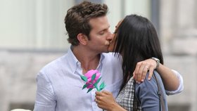 Bradley Cooper a Zoe Saldana: Milenci i mimo kamery! 