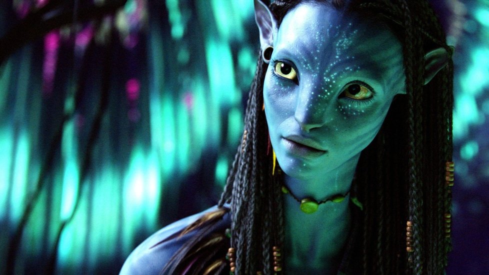 Zoe ve filmu Avatar jako Neytiri