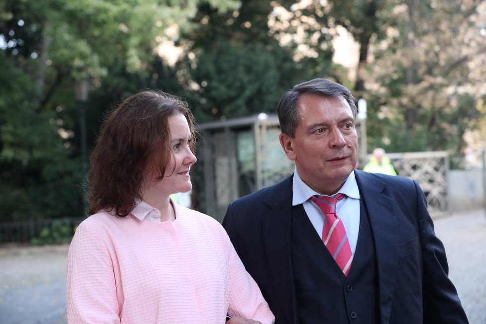Expremiér za ČSSD Jiří Paroubek s partnerkou Gábinou