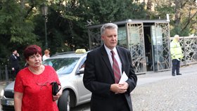 Místopředseda KSČM Stanislav Grospič na recepci pořádané čínskou ambasádou v pražském paláci Žofín (25. 9. 2019)