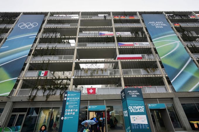 Pohled do olympijské vesnice: postele pro studenty, jídelna či make-up zóna Pohled do olympijské vesnice: postele pro studenty, jídelna či make-up zóna