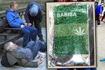 Syntetická marihuana byla v sáčcích. Lidé, kteří ji užili, o sobě nevěděli, nebo měli značné zdravotní obtíže. Dva dokonce zemřeli.