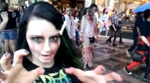 Pražský Zombie Walk: Mrtví kráčejí mezi námi!