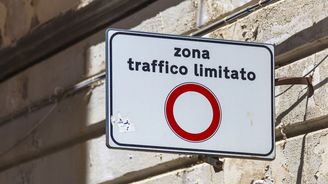 Italská stopka dieselům: Sever země zakazuje vjezd milionům aut, včetně populární octavie! Italská stopka dieselům: Sever země zakazuje vjezd milionům aut, včetně populární octavie!