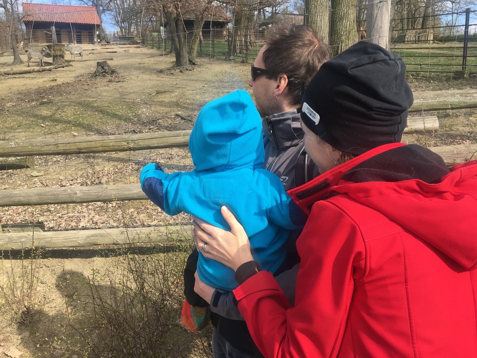 Se synem se do Zoologické zahrady v Brně vypravili Petr (37) a Romana (33) z Brna. Návštěvu si moc pochvalovali.