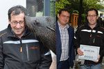 Vlastimil Čermák se stal 60miliontým návštěvníkem Zoo Praha. Pogratuloval mu šéf zahrady Bobek i náměstek primátorky Dolínek. Oslavenec dostal dort, dárky a podíval se i za lachtany.
