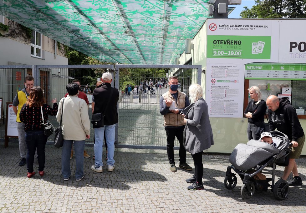 Zoo Praha musela kvůli naplnění  kapacity 30. května 2020 ve 13:00 zavřít.