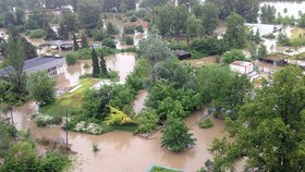 Povodně 2013: Ředitel Pavel Bobek zachytil, jak to vypadalo v pražské zoo 3. června ráno