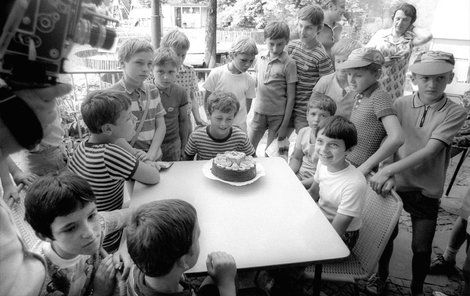 25miliontý návštěvník přišel do Zoo Praha 24. 6. 1975.