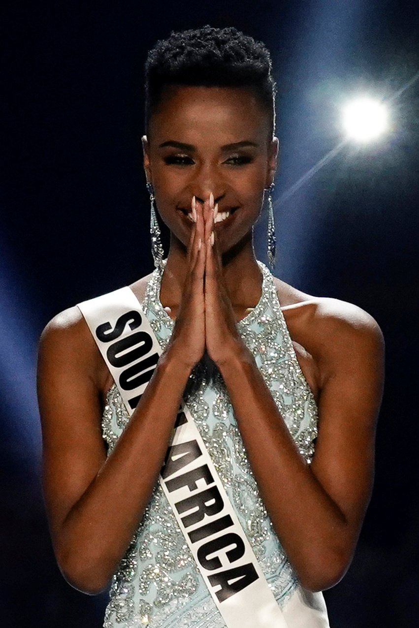 Novou Miss Universe se stala Zozibini Tunziová z Jižní Afriky.