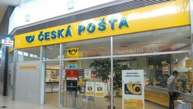 Pošta v nákupním centru u Modřic, kam se obžalovaný vypravil s výhrůžným textem na lístku