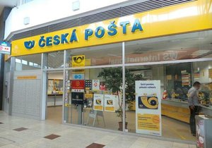 Pošta v nákupním centru u brněnských Modřic.