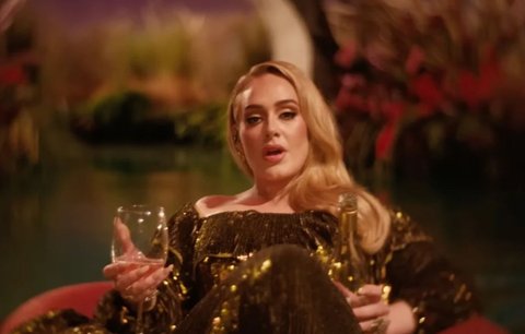 Hořké přiznání zpěvačky Adele: Byla jsem alkoholik! Ale pití mi chybí