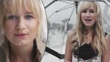 Sedmnáctiletá zpěvačka Petra: Nikdo ji nezná, ale svou písní boří internet! 