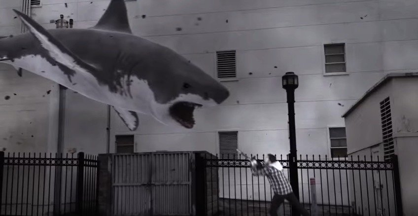 V jednom z dílů filmové série Žraločí tornádo žraloci terorizují obyvatelstvo Los Angeles.