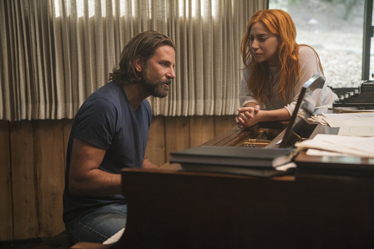 Snímek Zrodila se hvězda s Lady Gaga a Bradley Cooperem v hlavních rolích vstupuje do českých kin 4. 10. 2018.