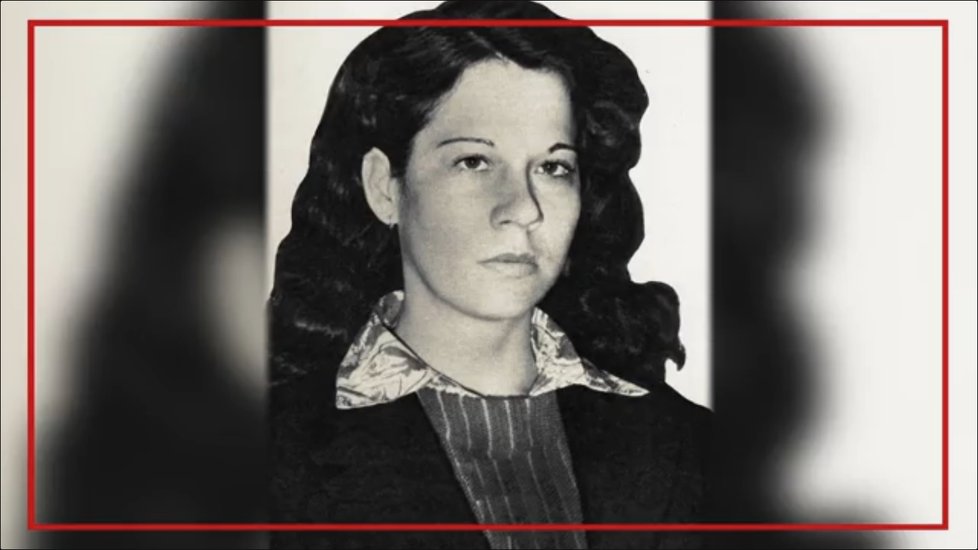 Své kštici tak projevila víc lítosti než zastřelenému muži. Stala se jedinou ženou popravenou na elektrickém křesle ve státe Louisiana.
