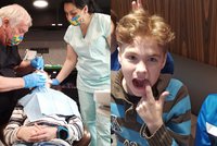 Školáci k zubaři: Ve Stonavě oprášili praxi dětských prohlídek! Navezli je autobusem