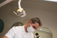 Konec zubařů? Vědci mají gel, který bude léčit zuby