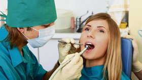 Zubaři jsou podle italských vědců schopni doslova cítit váš strach a pak kvůli tomu znejistit