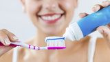 Co všechno dokáže zubní pasta? 10 neobvyklých tipů, které musíte vyzkoušet!