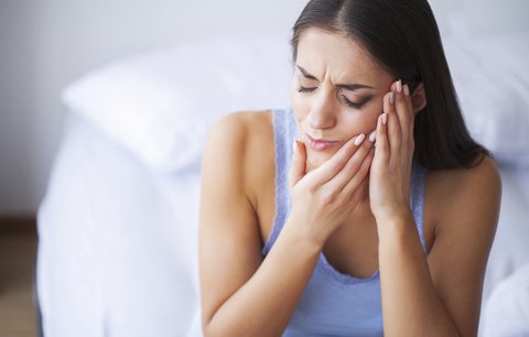 Bolí vás pravidelně zub? Možná se vám snaží naznačit jiný zdravotní problém