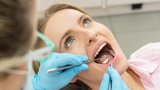 Máme skutečně třetí zuby? Japonská studie tvrdí, že ano! Co na to šéf stomatologů? 