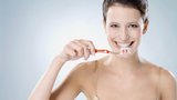 Kazy útočí! Opravdu si umíte správně čistit zuby?