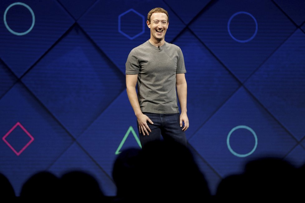 Zakladatel a CEO společnosti Facebook Mark Zuckerberg na každoroční konferenci pro vývojáře Facebook F8