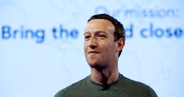 Zuckerberg má velký plán. Chce propojit Facebook s Instagramem a WhatsAppem